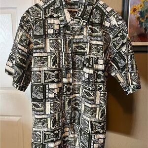 Ditch Plains size M short sleeved Hawaian Style shirt with sea life. EUC